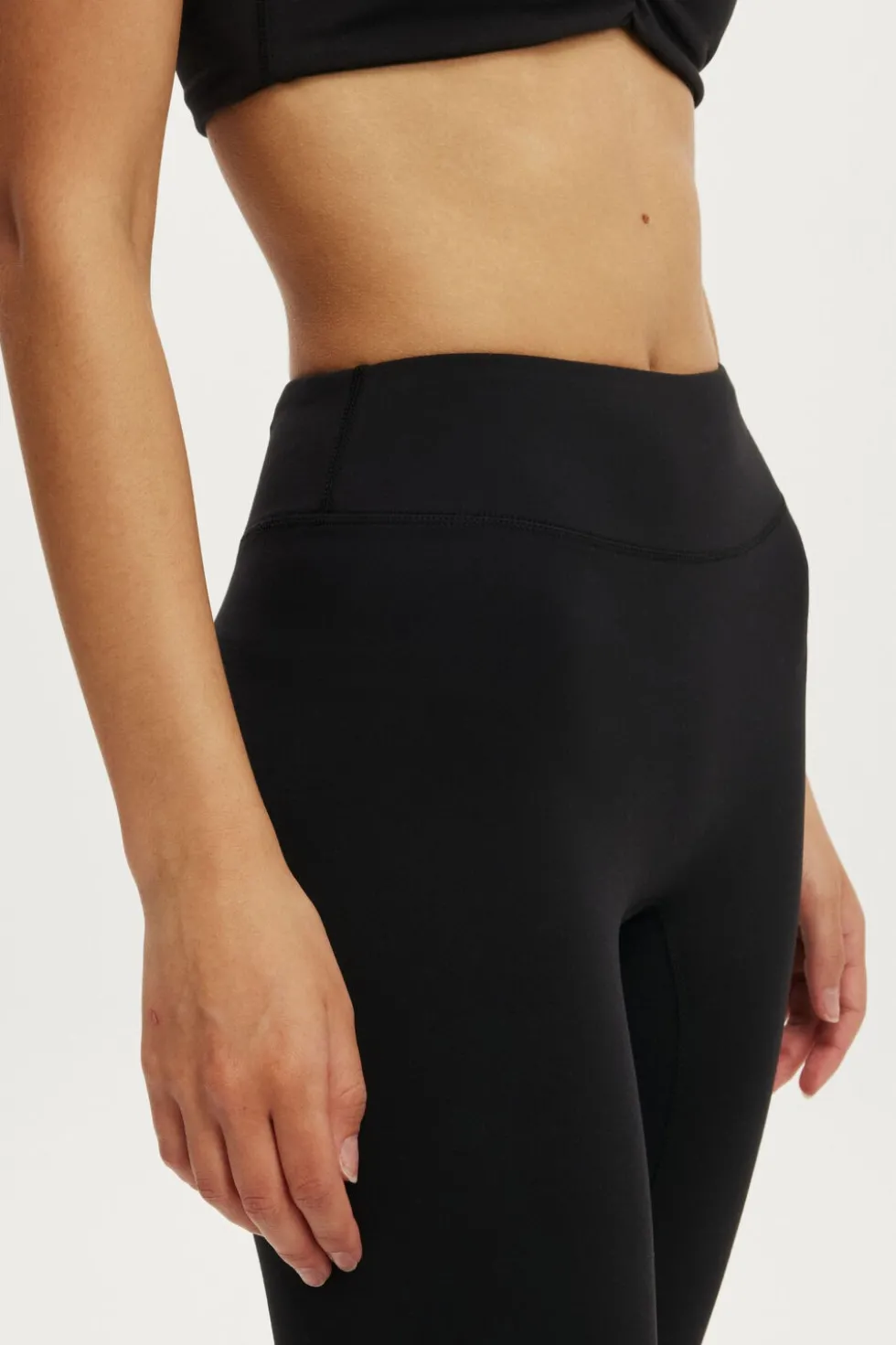 Ultra Soft Contour Capri Tight