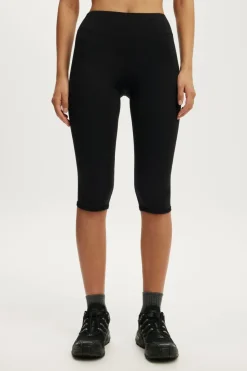 Ultra Soft Contour Capri Tight