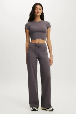 Ultra Soft Cropped Fitted Tshirt