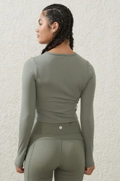 Ultra Soft Fitted Long Sleeve Top