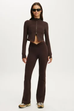 Ultra Soft Scrunch Front Flare