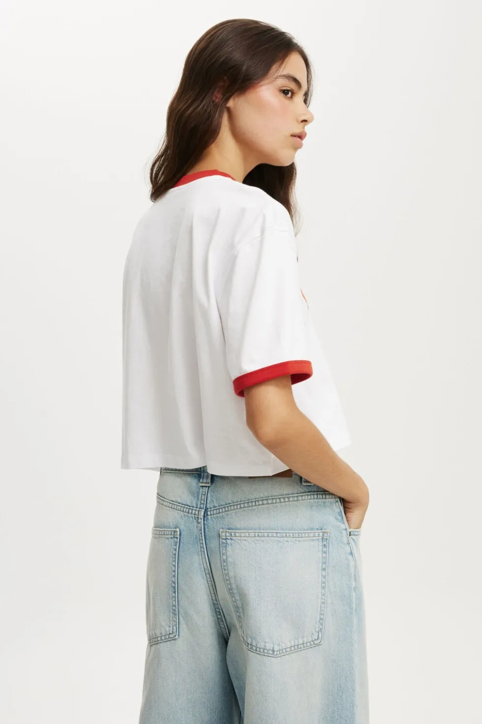 V Neck Boxy Crop Graphic Tee
